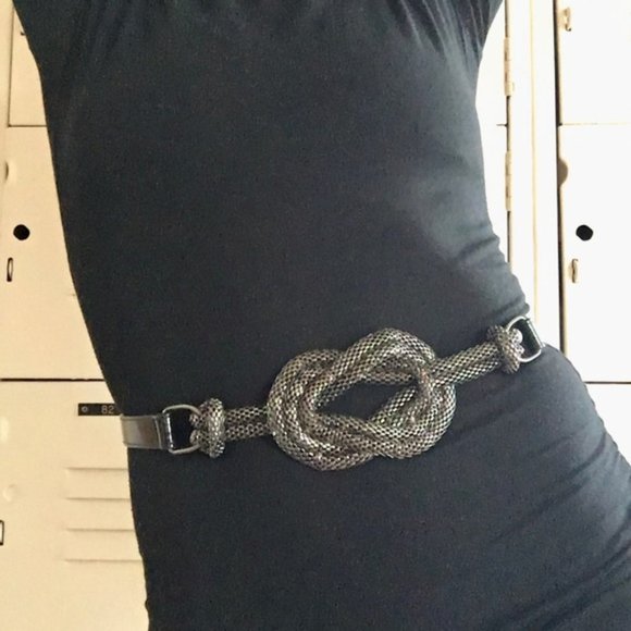 🌺3/$50 Knotted Metallic Belt - Picture 6 of 6
